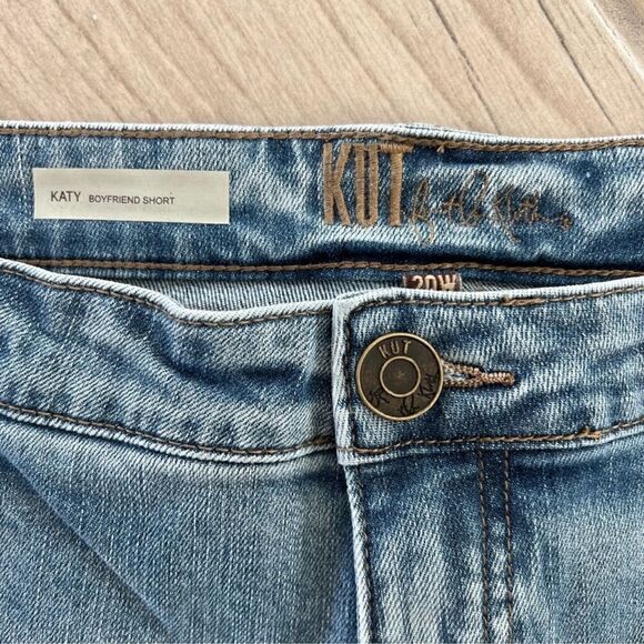 NEW Kut from the Kloth Katy Boyfriend Raw Cuffed Hem Distressed Sz 20 W - Picture 7 of 10